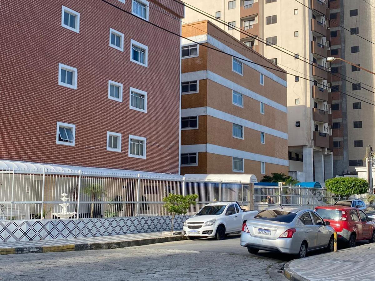 Praia Grande - Aviacao - Apto Estudio - 200 Mts Da Praia エクステリア 写真